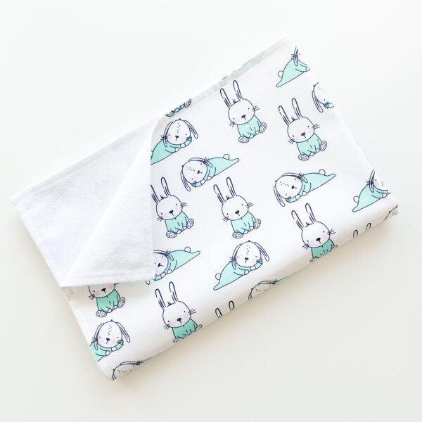 Непромокаемые пеленки для новорожденного купить в интернет-магазине Dogodashop с расцветкой мятные зайки
